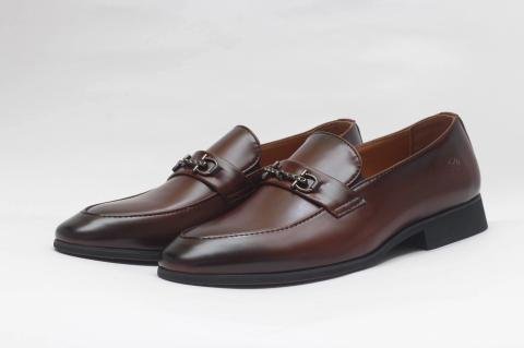 Royal loafer shoes product shot